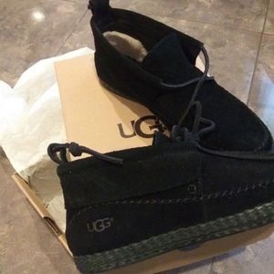 New Ugg Woodlyn Mocassins